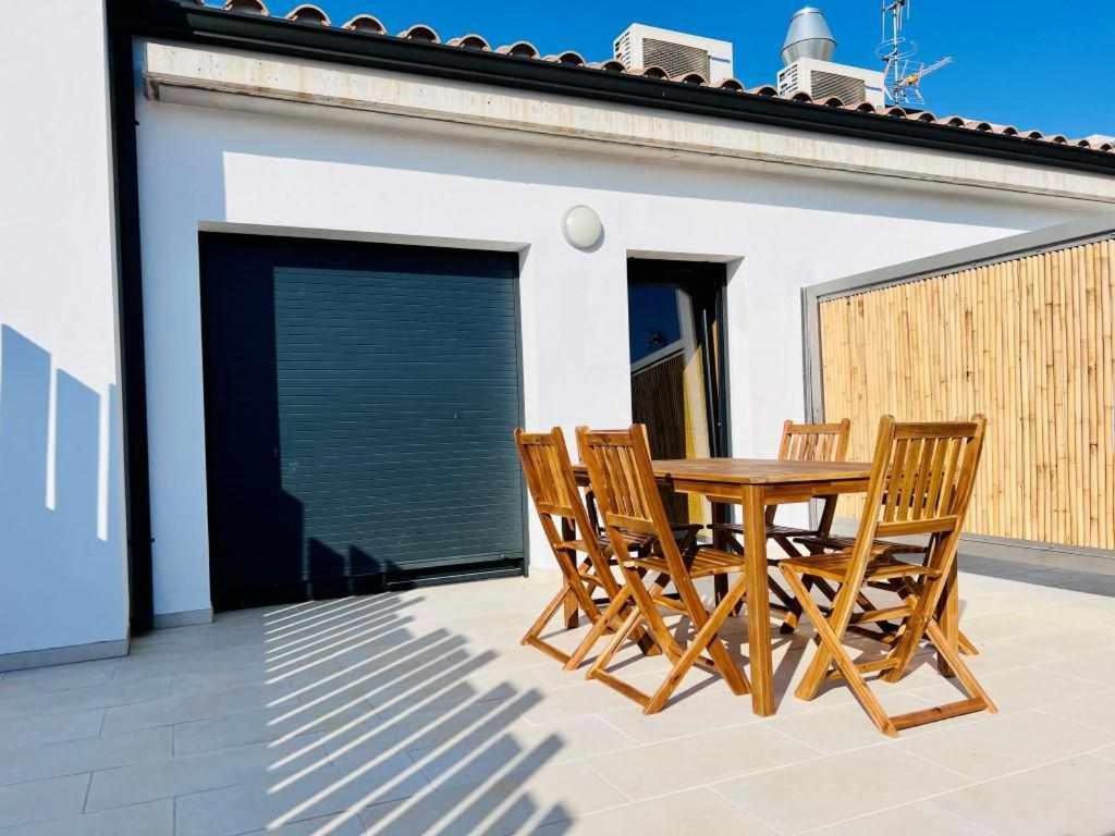 Roses Casc Antic Sl Sabater 5 Apartman Kültér fotó
